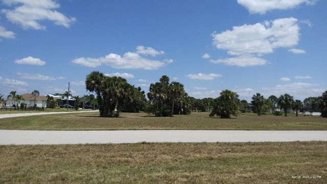 16788 SAN EDMUNDO ROAD, Punta Gorda, FL 33955