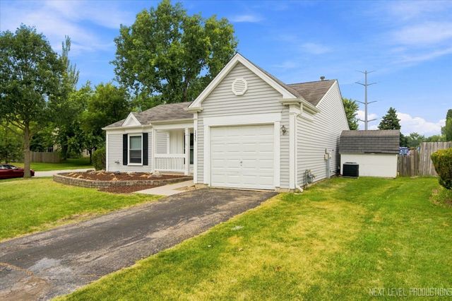 3235 BLAINE Court E, Aurora, IL 60504