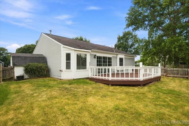 3235 BLAINE Court E, Aurora, IL 60504