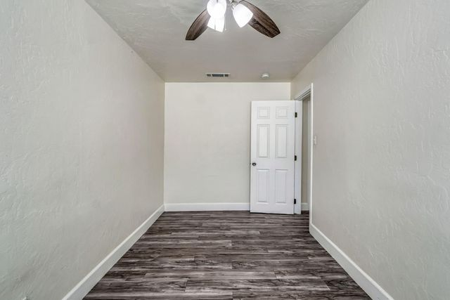 214 E Pine Avenue, Fresno, CA 93728