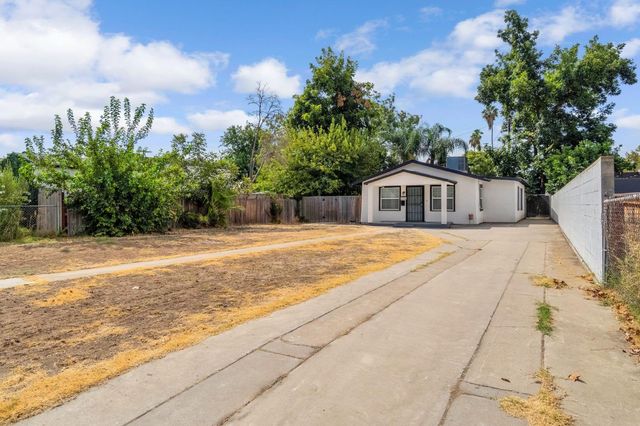 214 E Pine Avenue, Fresno, CA 93728