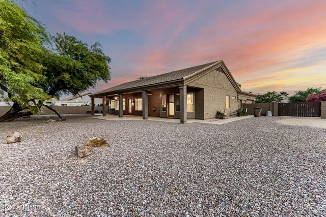 12724 W GEORGIA Avenue, Litchfield Park, AZ 85340