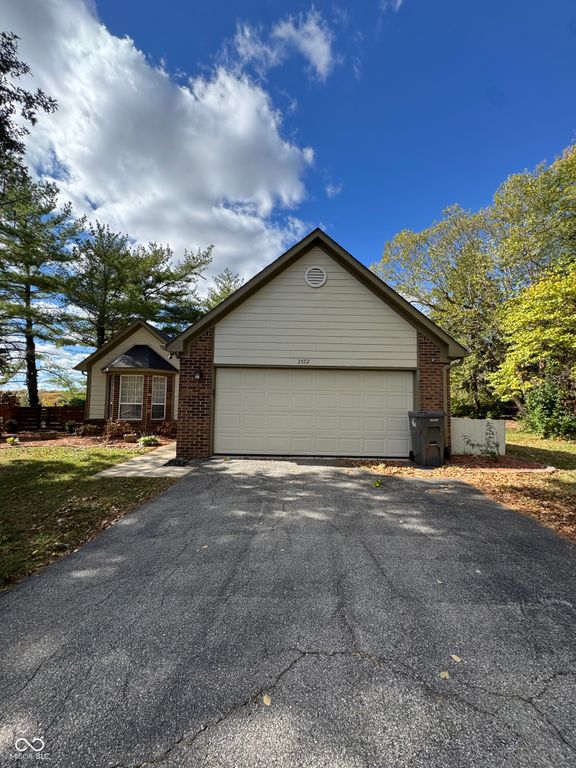 3572 Laureate Court N, Indianapolis, IN 46214