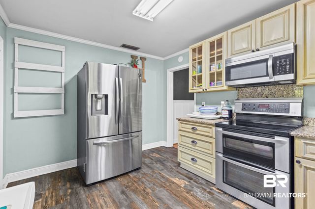 7737 Elon St, Irvington, AL 36544
