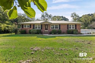 7737 Elon St, Irvington, AL 36544