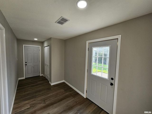 16530 E FAIRFIELD Road, Mt Vernon, IL 62864