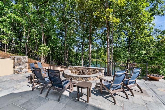 108 Ivey Hollow Court, Six Mile, SC 29682