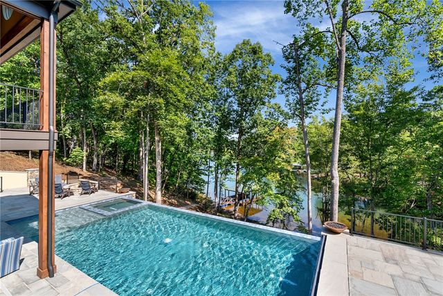 108 Ivey Hollow Court, Six Mile, SC 29682