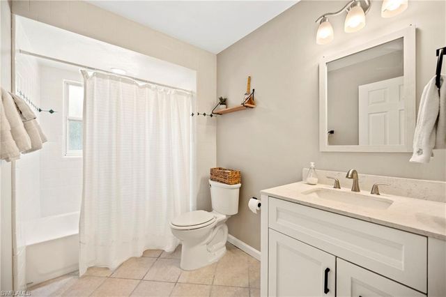 5736 Riverside DR, Cape Coral, FL 33904