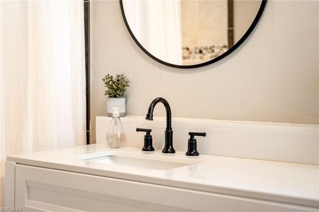 5736 Riverside DR, Cape Coral, FL 33904