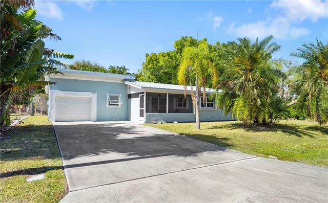 5736 Riverside DR, Cape Coral, FL 33904