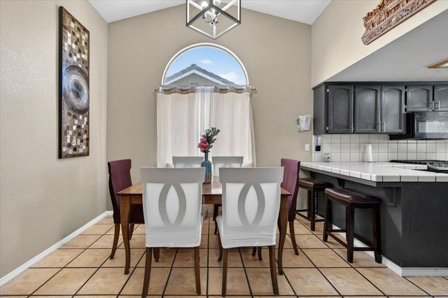 2459 N Bendel Avenue, Fresno, CA 93722