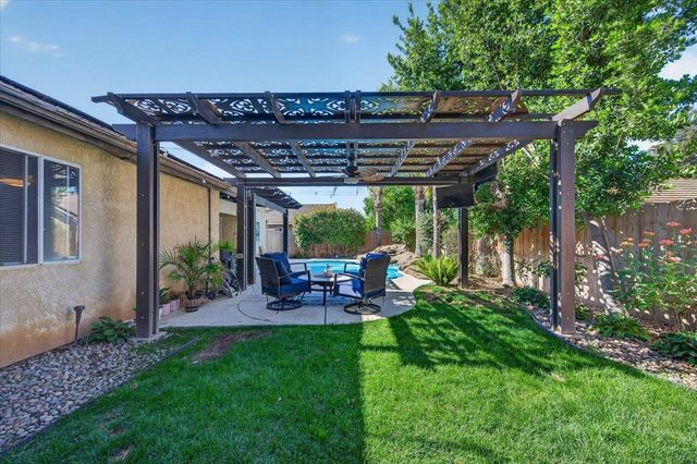 2459 N Bendel Avenue, Fresno, CA 93722