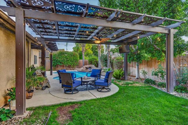 2459 N Bendel Avenue, Fresno, CA 93722