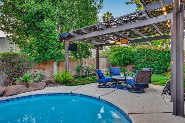 2459 N Bendel Avenue, Fresno, CA 93722