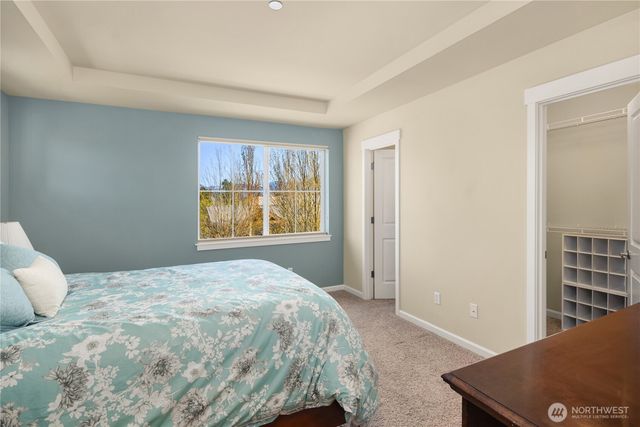 8017 Douglas Avenue SE, Snoqualmie, WA 98065