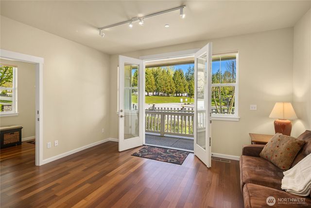 8017 Douglas Avenue SE, Snoqualmie, WA 98065