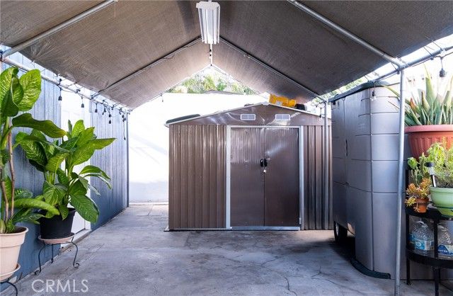 2121 E Shauer, Compton, CA 90222