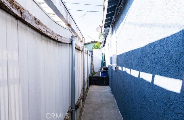 2121 E Shauer, Compton, CA 90222