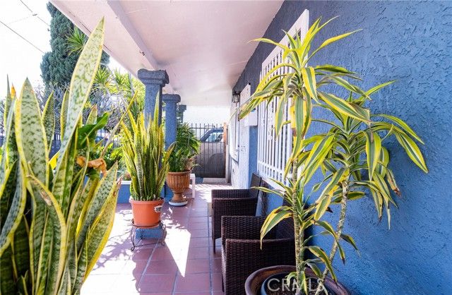 2121 E Shauer, Compton, CA 90222