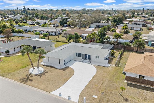2210 BLACKWOOD DRIVE, Venice, FL 34293