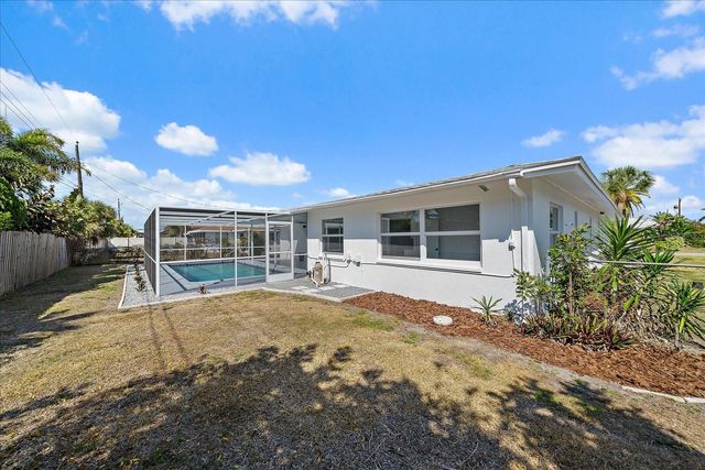 2210 BLACKWOOD DRIVE, Venice, FL 34293