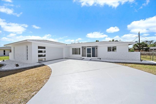 2210 BLACKWOOD DRIVE, Venice, FL 34293