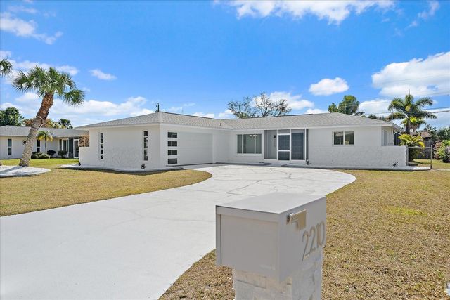 2210 BLACKWOOD DRIVE, Venice, FL 34293