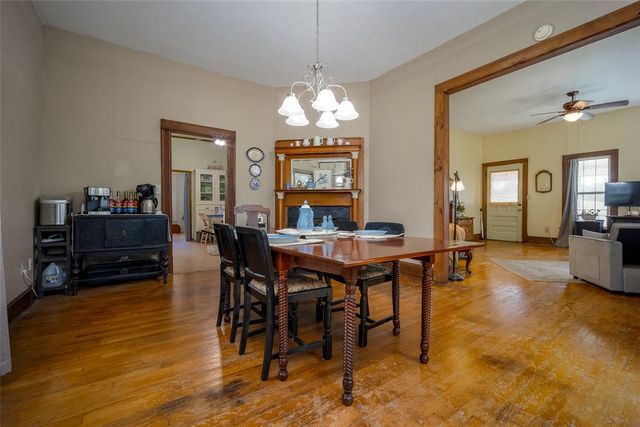 1200 E 4th Street, Sulphur, OK 73086