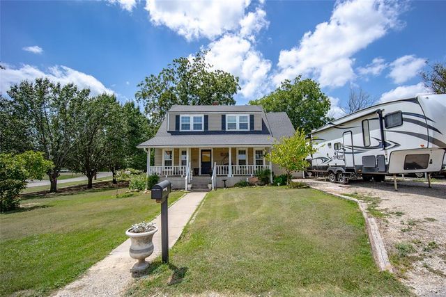 1200 E 4th Street, Sulphur, OK 73086