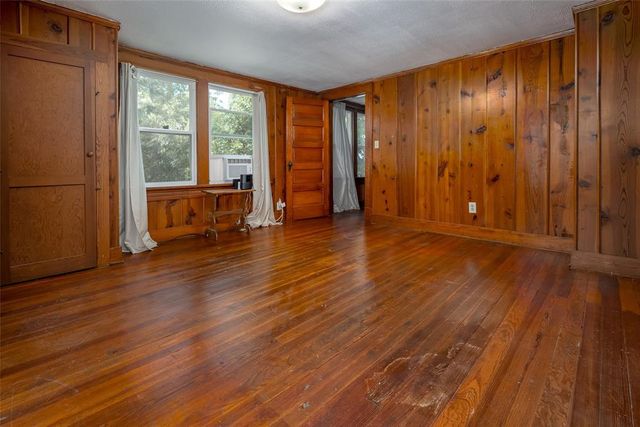 1200 E 4th Street, Sulphur, OK 73086