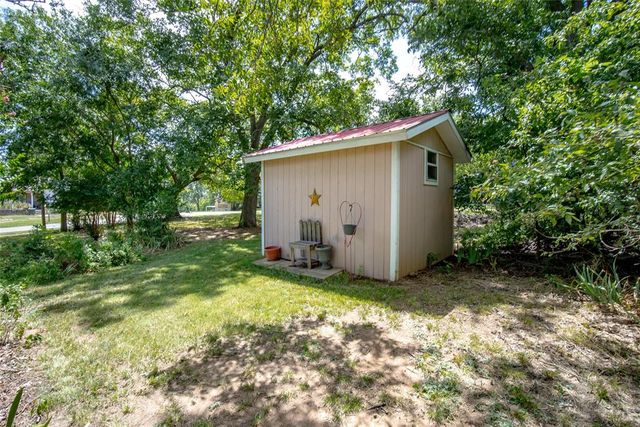 1200 E 4th Street, Sulphur, OK 73086