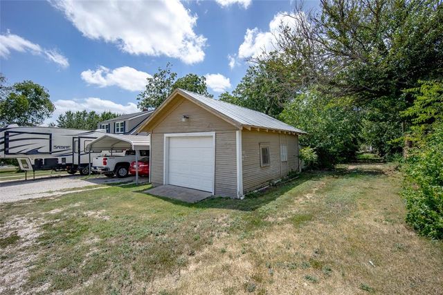 1200 E 4th Street, Sulphur, OK 73086