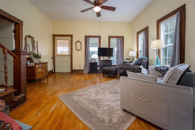 1200 E 4th Street, Sulphur, OK 73086