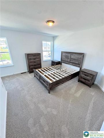 3244 Eisenhower Drive, Allen Twp, PA 18067