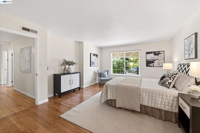 1719 Baywood Ct, Pleasanton, CA 94566