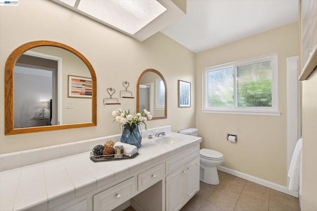 1719 Baywood Ct, Pleasanton, CA 94566