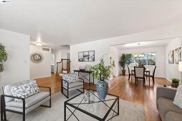 1719 Baywood Ct, Pleasanton, CA 94566