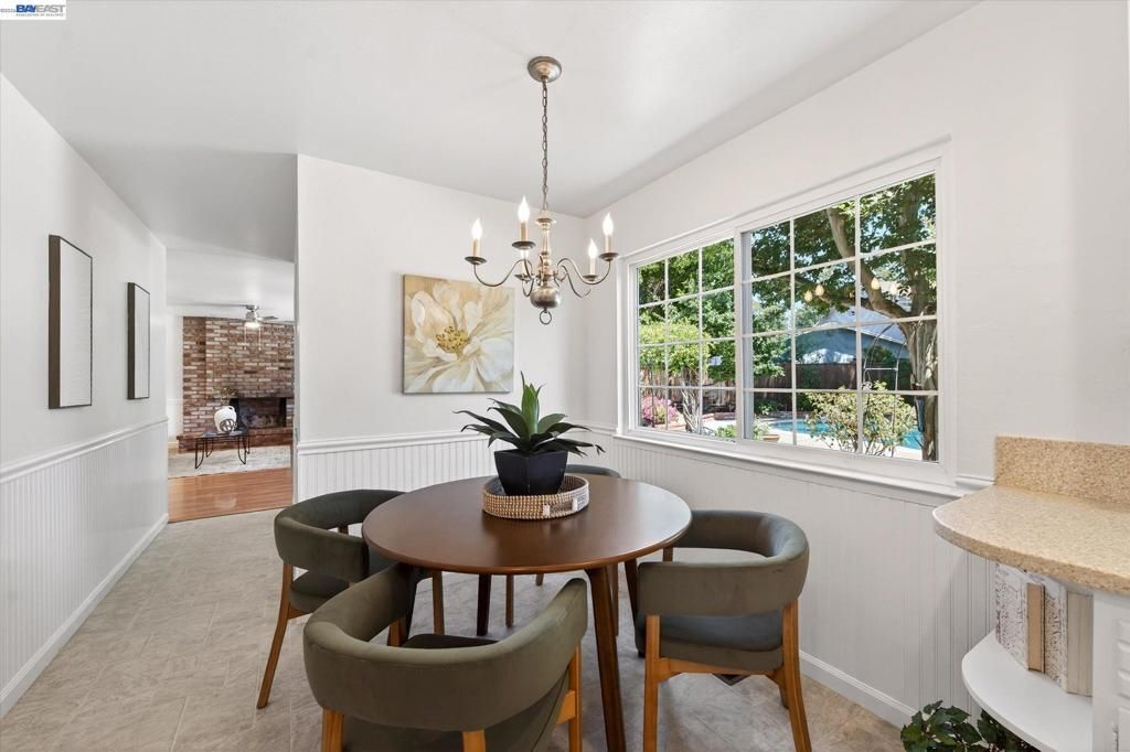 Image 13 of property listing at 1719 Baywood Ct, Pleasanton, CA 94566