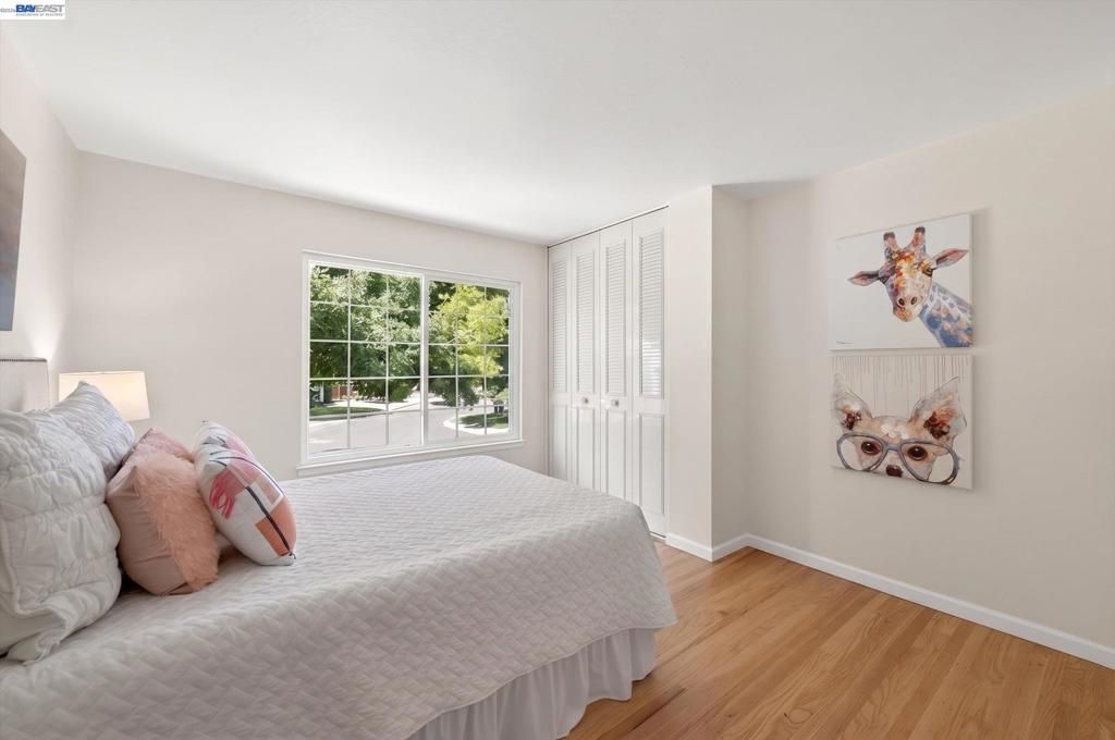 Image 28 of property listing at 1719 Baywood Ct, Pleasanton, CA 94566