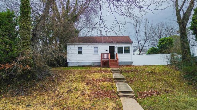 60 Sycamore AVE, Newport News, VA 23607