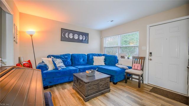 60 Sycamore AVE, Newport News, VA 23607