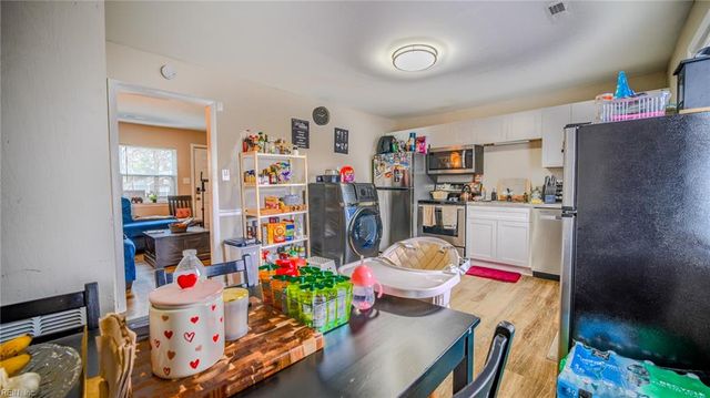 60 Sycamore AVE, Newport News, VA 23607