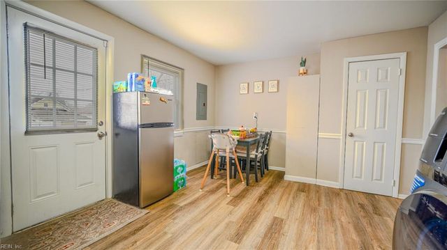 60 Sycamore AVE, Newport News, VA 23607