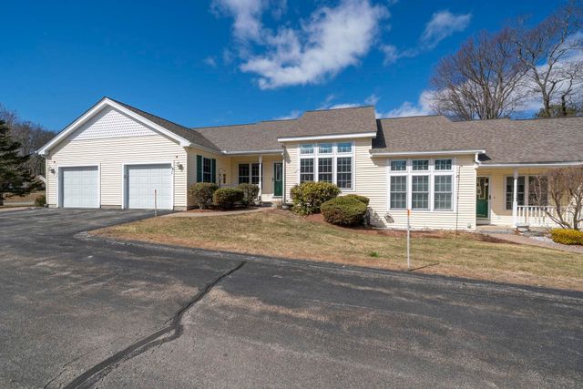 34 Lincoln Drive, Londonderry, NH 03053