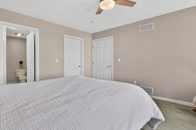 34 Lincoln Drive, Londonderry, NH 03053