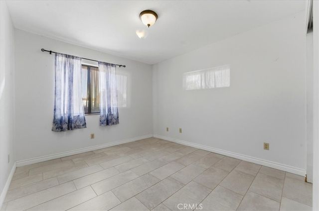 17846 Orange, Hesperia, CA 92345