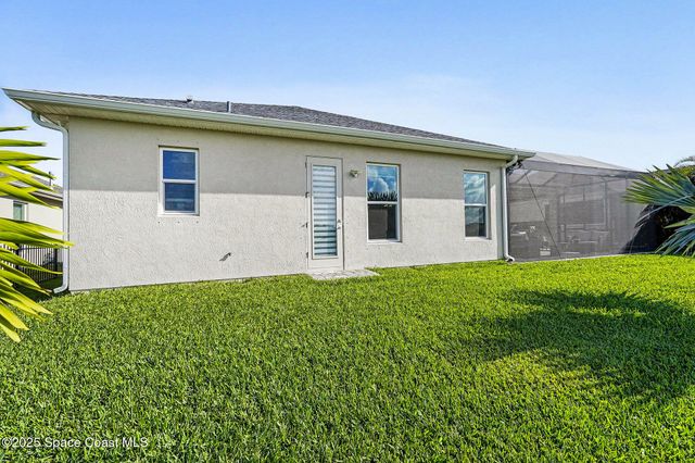 4290 Negal Circle, Melbourne, FL 32901