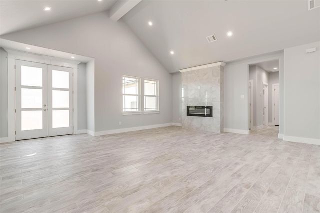 580 Highview Court, Godley, TX 76044