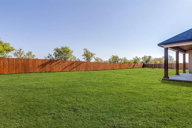 580 Highview Court, Godley, TX 76044